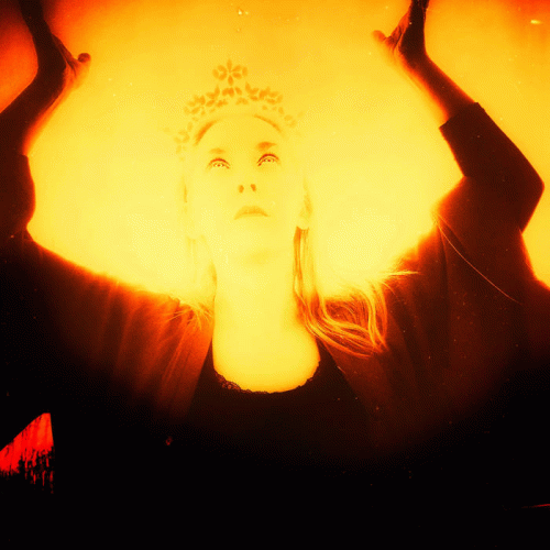 Fryktelig Stoy : Omen